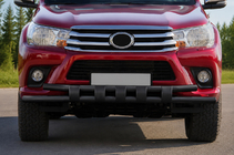 Toyota Hilux 2015– Priekšējais aizsargstienis ST015 Black (nerūsējošais tērauds) foto 1
