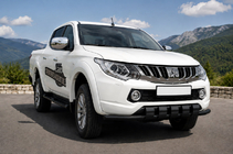 Mitsubishi L200 2015–2024 Priekšējais aizsargstienis ST015 Black (nerūsējošais tērauds) foto 1