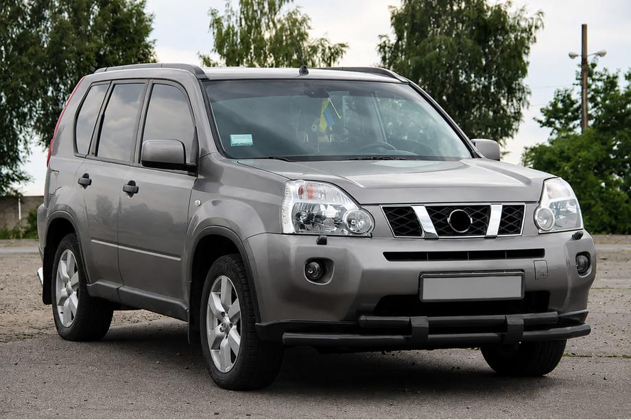 Nissan X-trail T31 2007–2014 Priekšējais aizsargstienis ST015/2 Black (nerūsējošais tērauds) Image