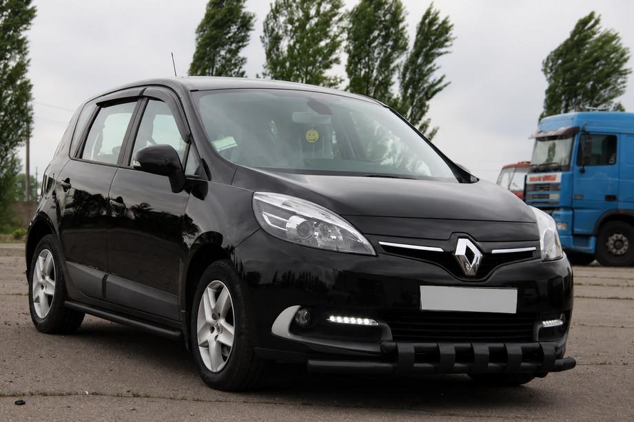 Renault Scenic/Grand 2009–2016 Priekšējais aizsargstienis ST015 Black (nerūsējošais tērauds) Foto 3