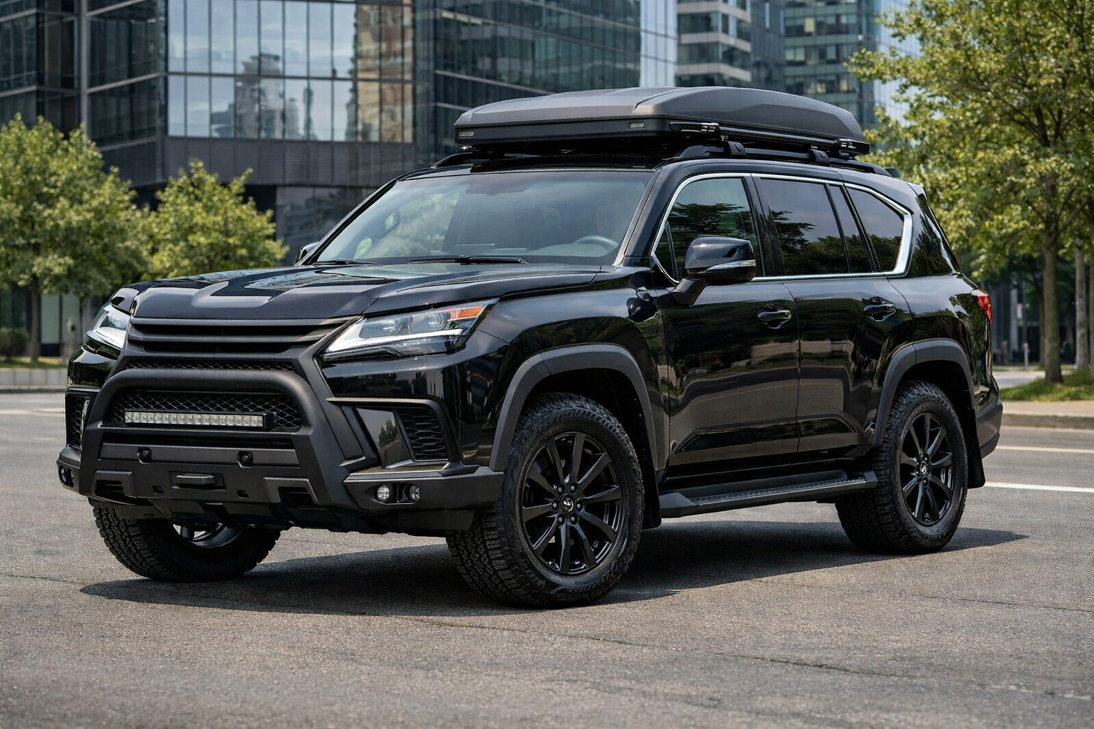 Ko uzstādīt Lexus LX 500d/600 pilsētai bez kolhoza stila