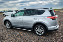 Toyota Rav 4 2019–2025 Pelēki OEM jumta reliņi (alumīnijs) foto 1