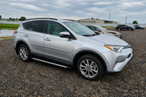 Toyota Rav 4 2019–2025 Melni OEM jumta reliņi (alumīnijs) foto 2