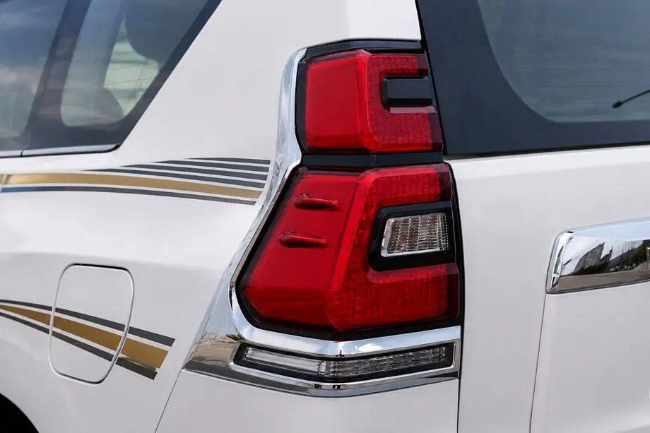 Toyota Land Cruiser Prado 150 2009–2023 LED aizmugurējie lukturi Chrome V1 (2017-2023, 2 gab.) Image