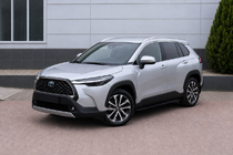 Toyota Corolla Cross 2020– Integrēti jumta reliņi, pelēki OEM (alumīnijs) foto 4