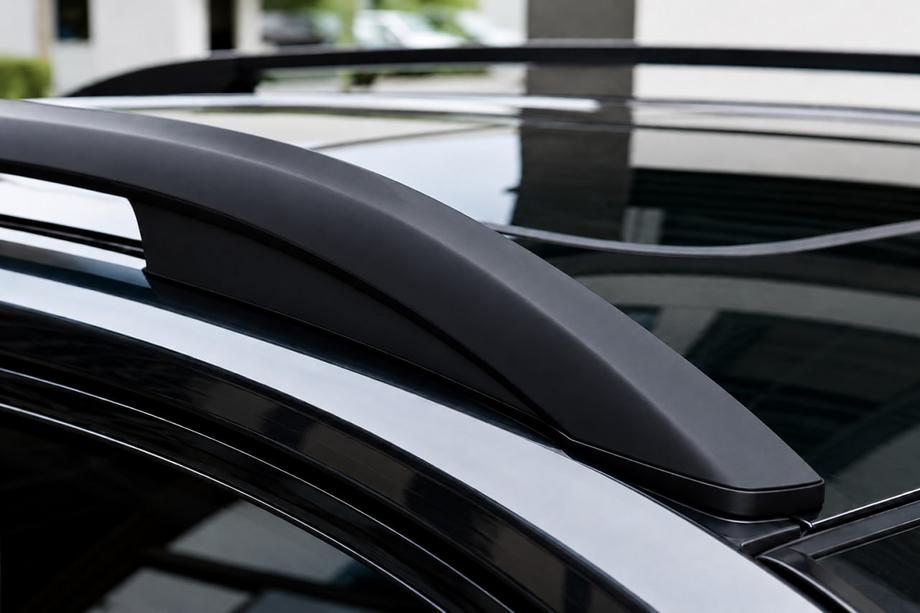 Toyota Corolla Cross 2020– Melni OEM jumta reliņi (alumīnijs) Image