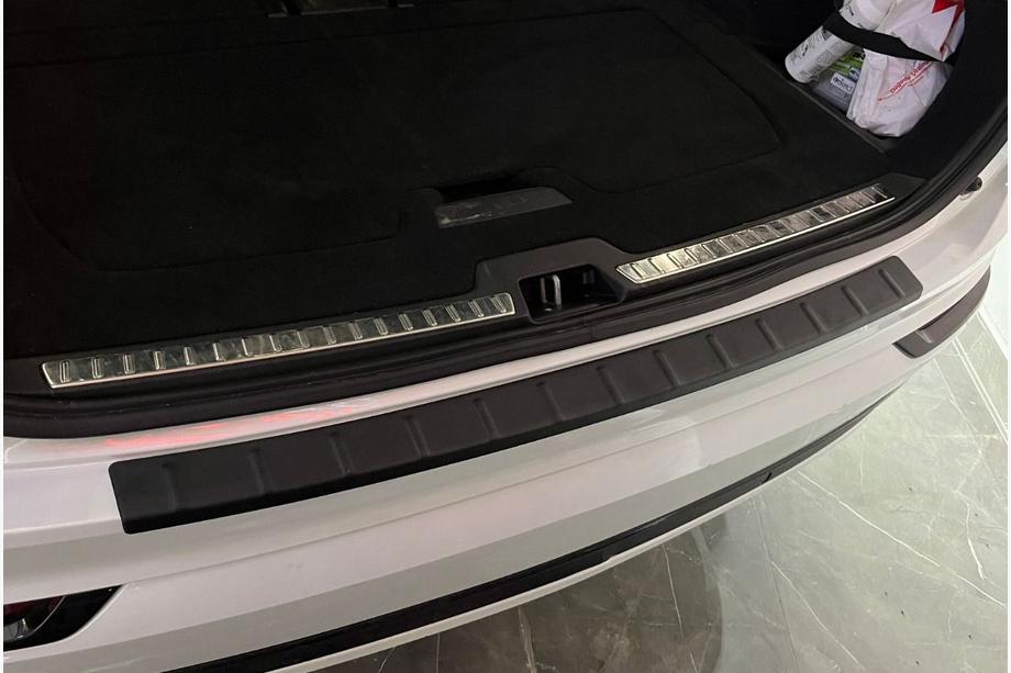 Volvo XC90 2015– Aizmugurējā bampera uzlika EuroCap (ABS) Image