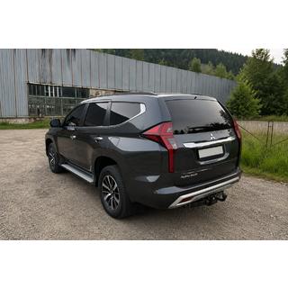 Integrētie jumta reliņi melni OEM (2019-, alumīnijs) Mitsubishi Pajero Sport 2015– foto 3