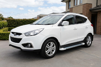 Hyundai IX-35 2010–2015 Sānu pakāpieni Allmond White (2 gab., alumīnijs) foto 1