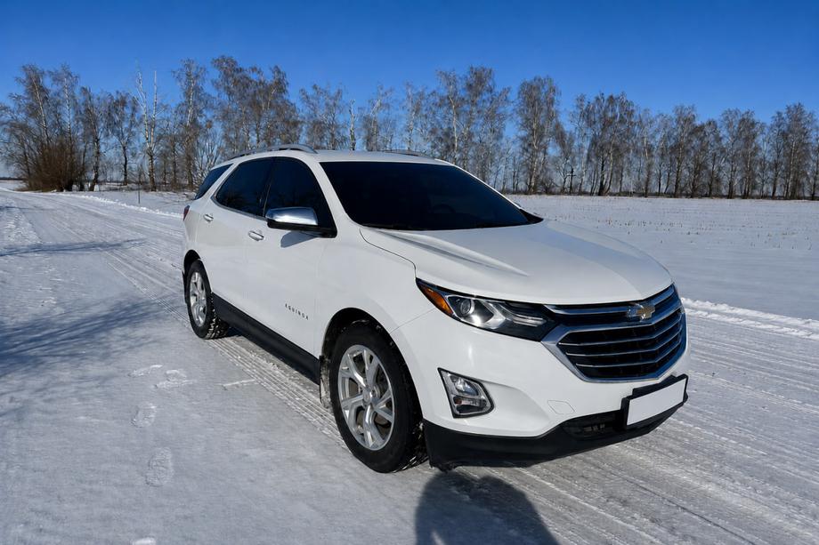 Chevrolet Equinox 2018–2025 Pelēki OEM jumta reliņi (alumīnijs, uzstādīšana ar līmi) Image