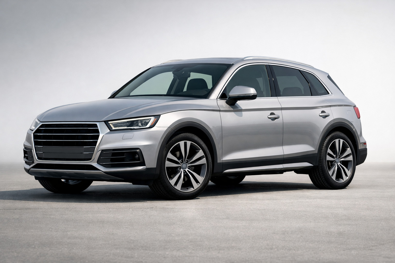 Audi Q5 2017-2025 apskats: premium krosovers bez lieka teātra