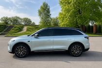 Leapmotor C11 2021– Melni OEM jumta reliņi (alumīnijs, uzstādīšana ar līmi) foto 3