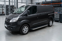 Ford Custom 2013–2022 Sānu pakāpieni BlackLine (2 gab., alumīnijs) foto 1