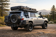 Ko uzlikt Toyota 4Runner dabai, šosejai un ģimenes izbraucieniem foto 1