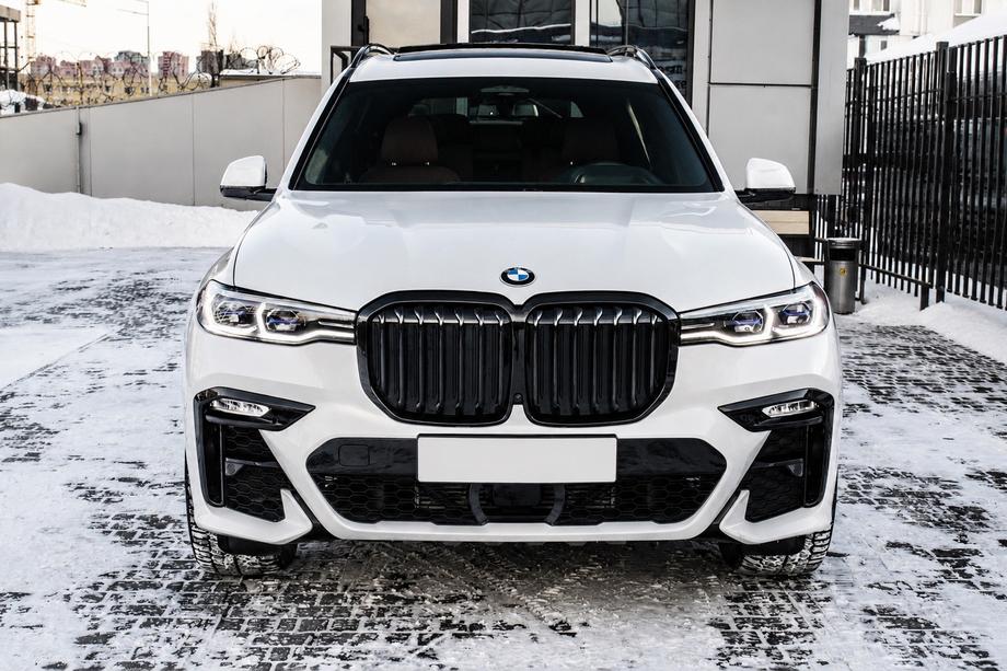 BMW X7 G07 2019– Priekšējais bamperis M-Sport (2019-2023) Image