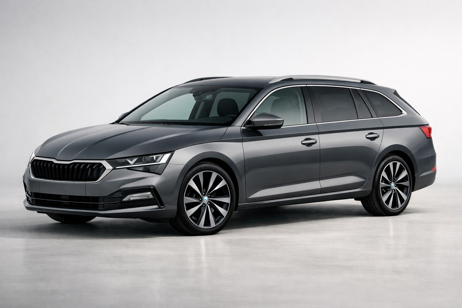 Apskats: Skoda Superb Combi (4. paaudze, 2024) — biznesa klases universālis