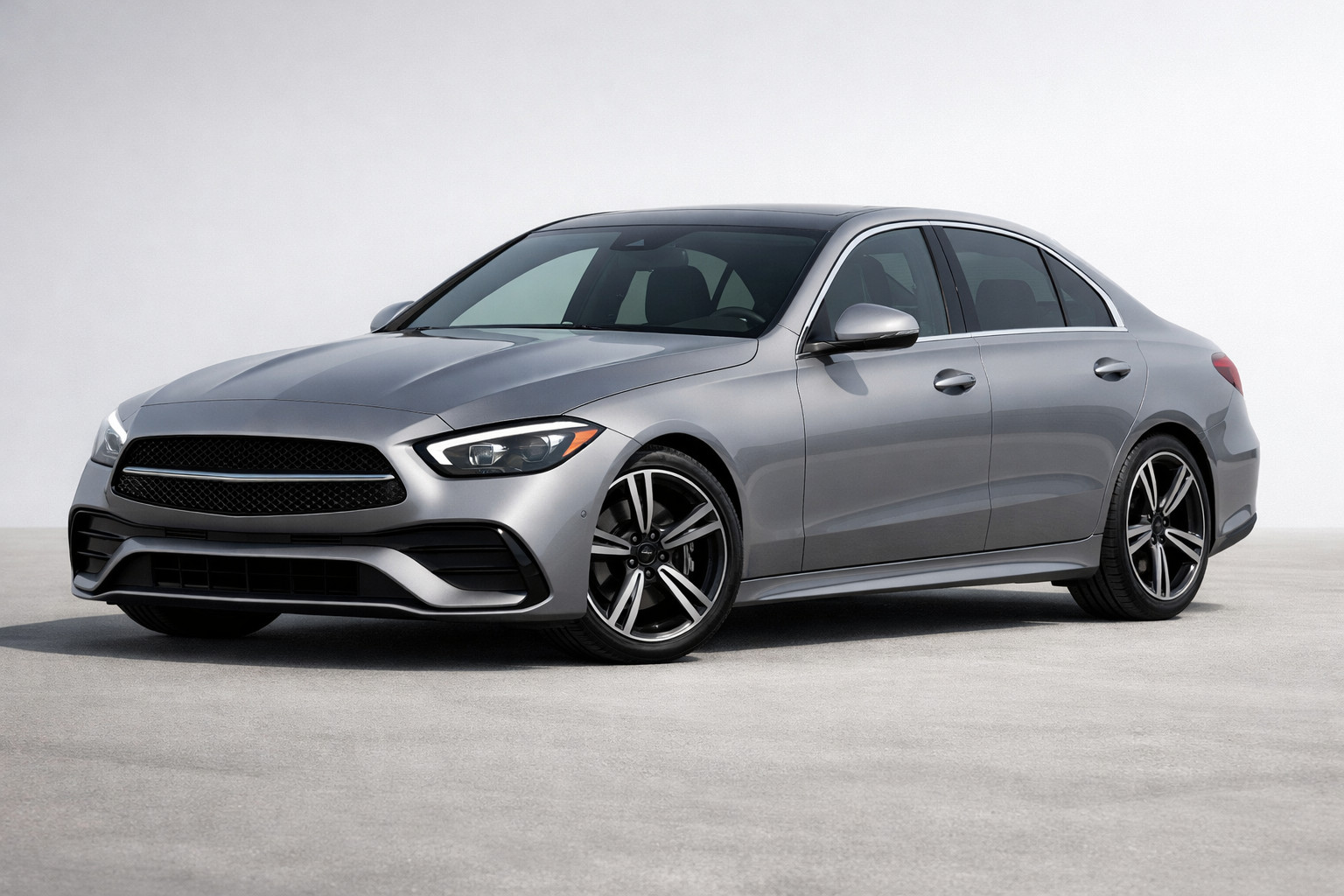 Mercedes-Benz C-Class W206 apskats: piektās paaudzes biznesa sedans