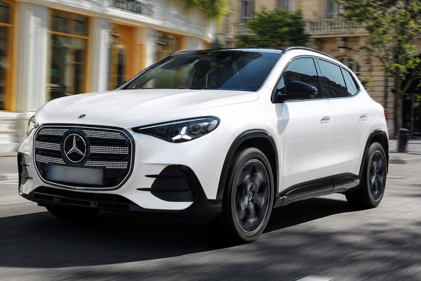 Jaunais Mercedes-Benz GLA 2027: 657 km nobraukums, 320 kW uzlāde un cena Foto 1