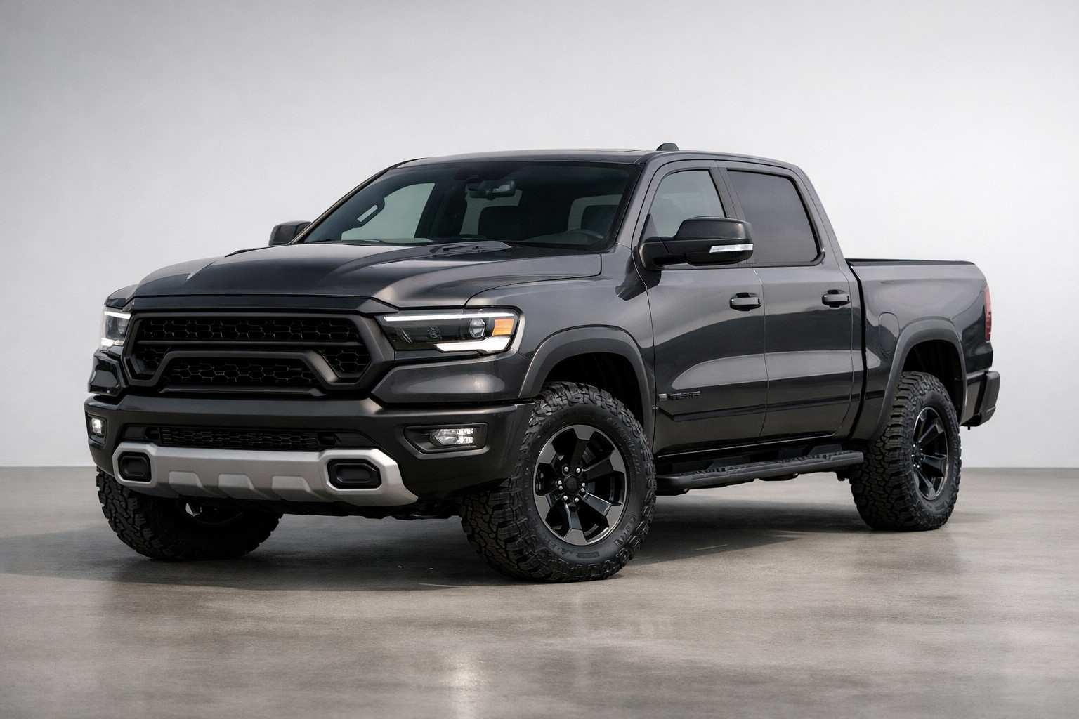 Jaunās paaudzes Ram 1500 apskats: brutāls pikaps