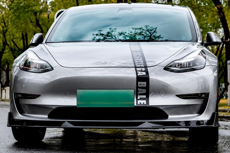 Tesla Model 3 2017– Priekšējā bampera lūpa Lip Turbo (2017-2023) Image