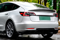 Tesla Model 3 2017– Aizmugurējā bampera difuzors Turbo (2017-2023) foto 1