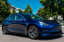 Tesla Model 3 2017– Priekšējā bampera lūpa Lip Fast (2017-2023) foto 7