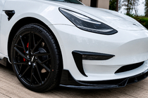 Tesla Model S 2012– Priekšējā bampera lipa uzlika Lip Fast (2021+) foto 3