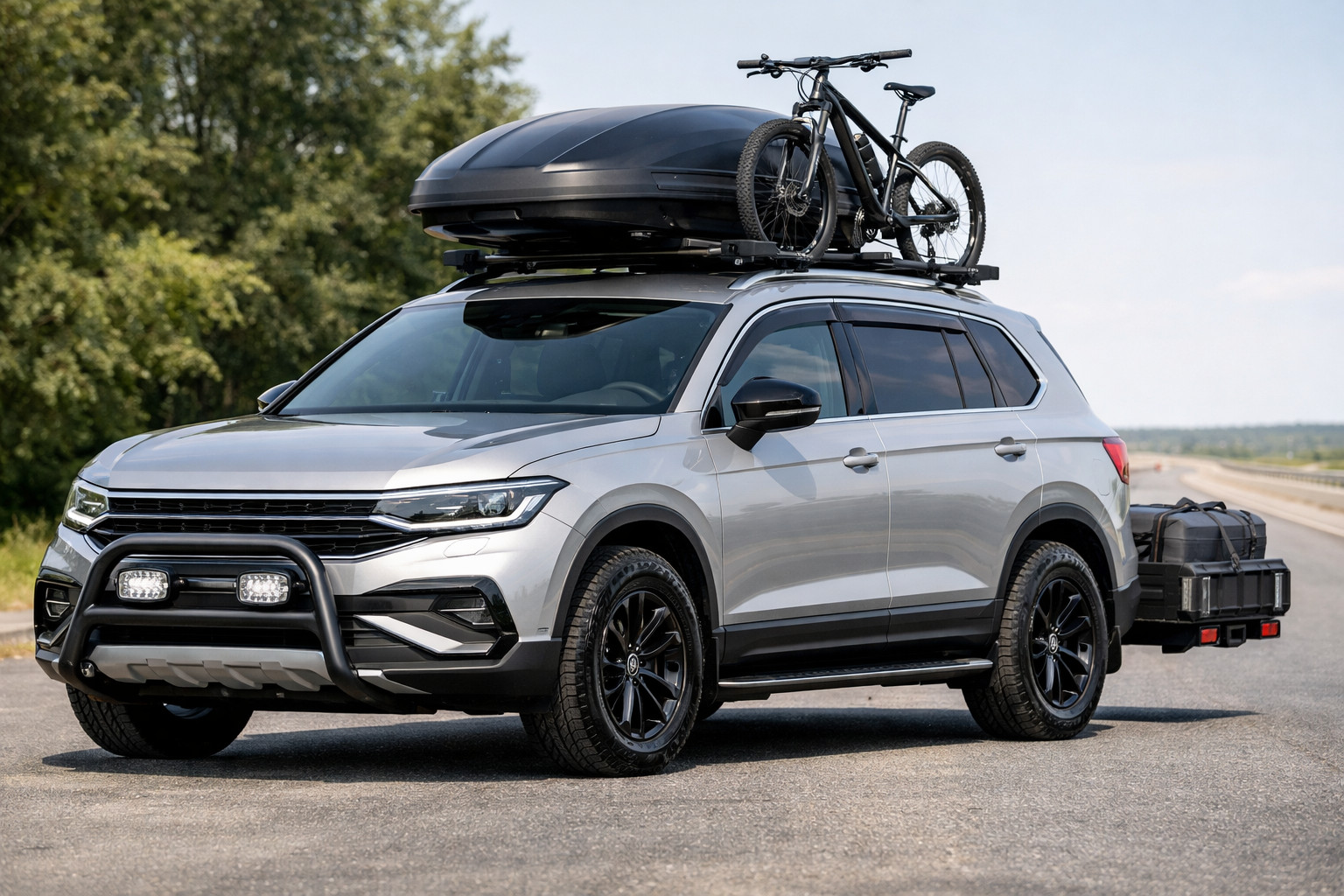 Ko uzstādīt trešās paaudzes Volkswagen Tiguan braukšanai pilsētā un pa šoseju