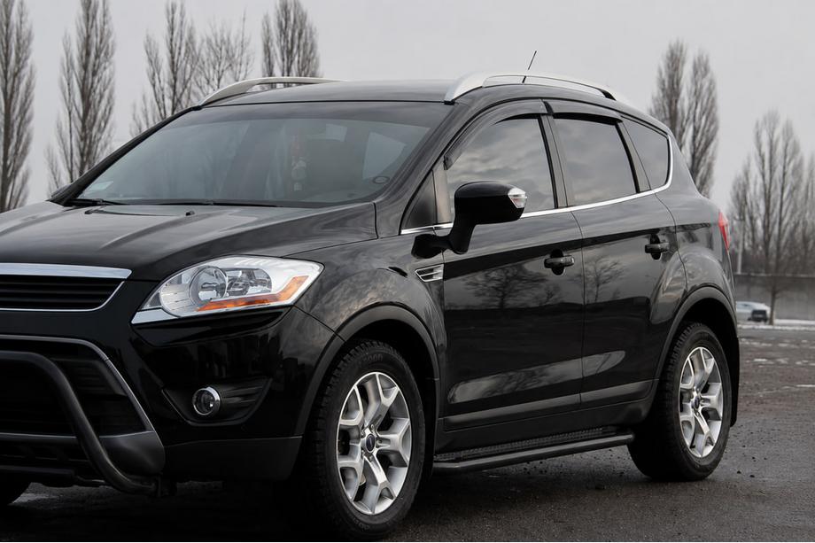 Ford Kuga 2008–2013 Sānu pakāpieni Premium (2 gab., nerūsējošais tērauds) Black 60 mm Foto 2