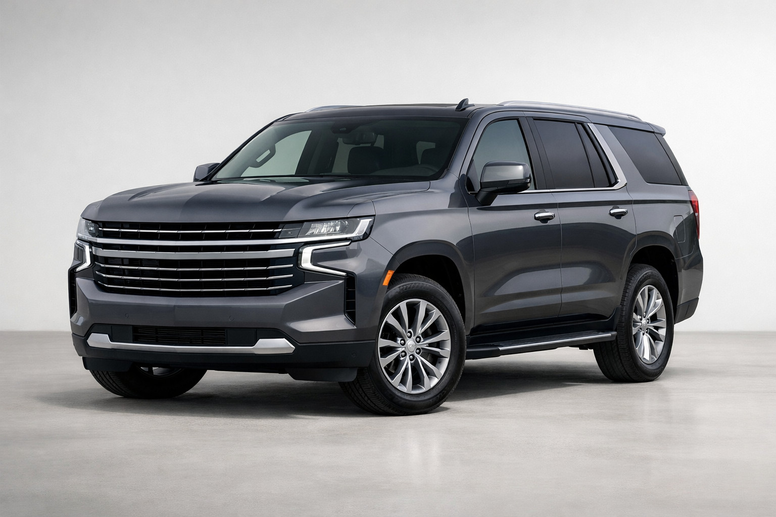 Chevrolet Tahoe V apskats: liels amerikāņu SUV ģimenei