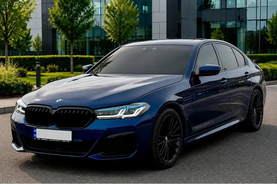 No standarta BMW G30/G31 uz M-Tech 2021: pilns facelift