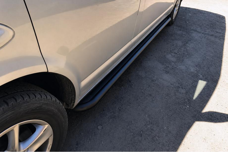 Volkswagen T5 Transporter 2003–2010 Sānu pakāpieni Premium Black (2 gab., nerūsējošais tērauds) 60 mm, garā bāze Foto 2