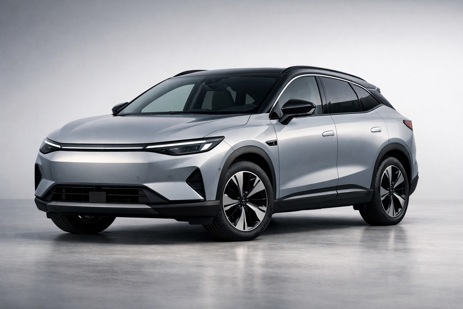 XPENG L03 2027: elektriskās un hibrīdās EREV versijas apskats