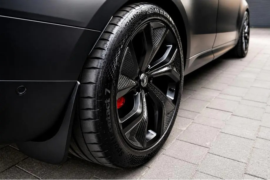 Range Rover Sport 2025 atjauninājums: stilīgu disku uzstādīšana