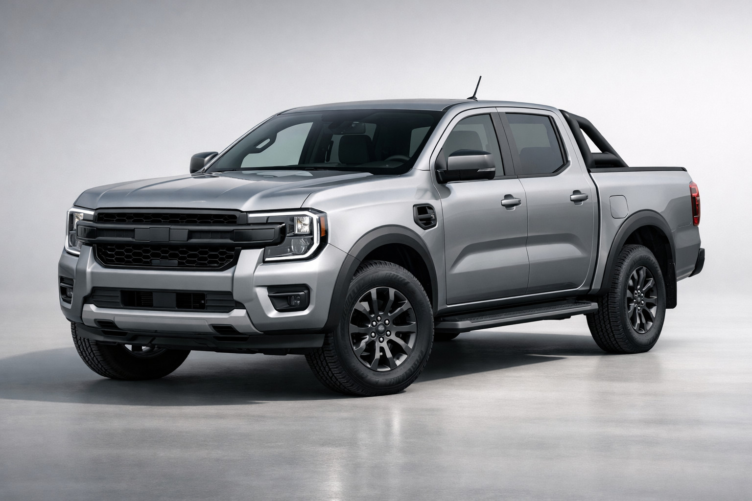 Apskats: Ford Ranger Plug-in Hybrid (2025): zīmola pirmais PHEV pikaps