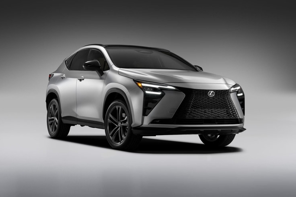 Lexus NX 2027 Facelift: jauns dizains, salons un gandrīz 100 km ar elektrību