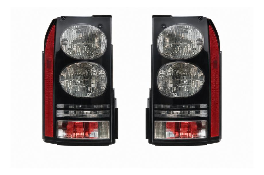 Land Rover Discovery IV 2009–2017 Aizmugurējie lukturi, melns korpuss (2014) Image