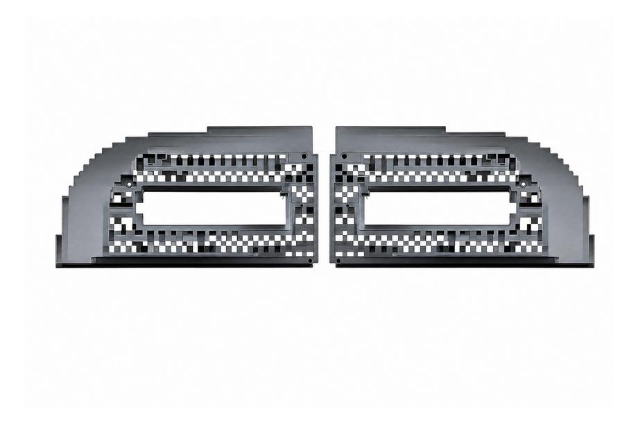Land Rover Defender 2019– Priekšējā bampera miglas luktura ietvars Image