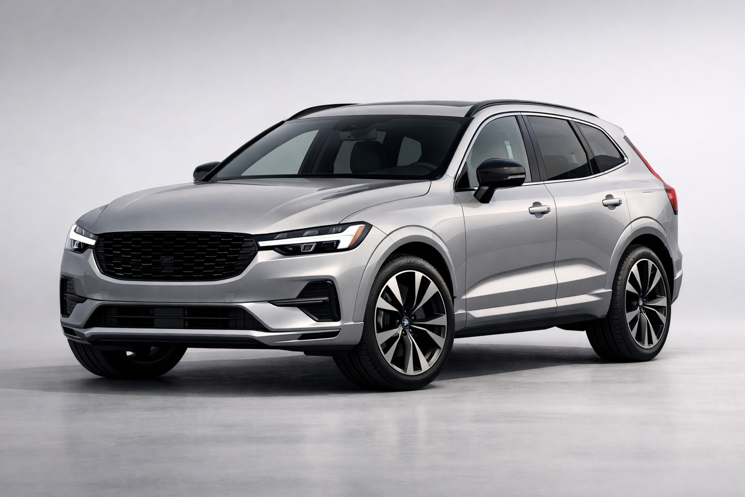Volvo XC60 2026: atjauninātā premium krosovera apskats, dzinēji un komplektācijas