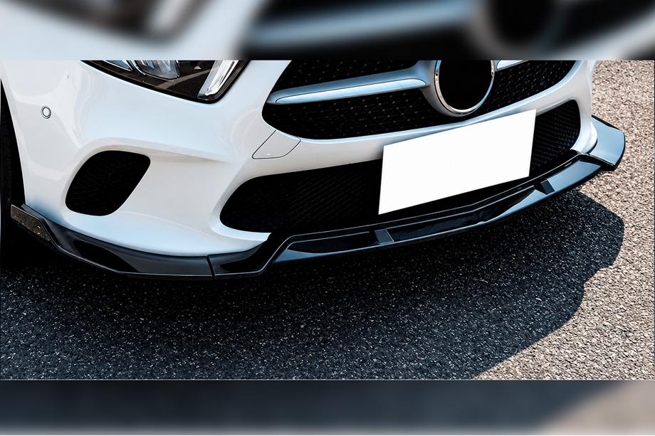 Mercedes A-class W177 2018– Priekšējā lip uzlika DPT V-1 (melns spīdīgs) Foto 1