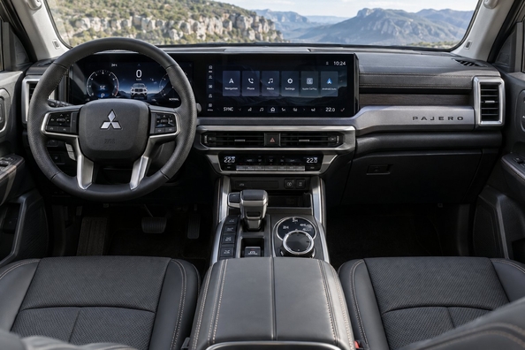 Jaunais Mitsubishi Pajero 2026: rāmja apvidus auto ar Super Select 4WD-II
