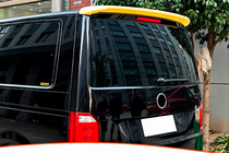 Volkswagen T5 Transporter 2003–2010 DPT spoilers (aizmugures vāks, melns spīdīgs) foto 1