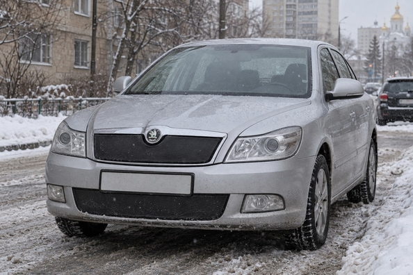 Ziemas pārsegs Skoda Octavia A4 Tour, A5, A7 un Superb: kā nekļūdīties paaudzes izvēlē Foto 2