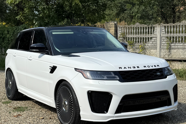 Range Rover Sport L494 2018–2022: SVR virsbūves komplekta uzstādīšana – mūsu darbi Foto 21