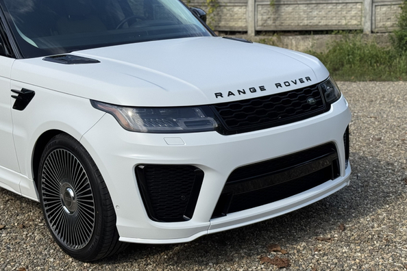 Range Rover Sport L494 2018–2022: SVR virsbūves komplekta uzstādīšana – mūsu darbi Foto 11