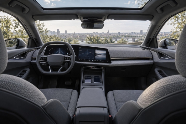Audi A2 e-tron: Parīzē parādīts — elektrisks kompakts, līdz 646 km no 38 200 € Foto 1