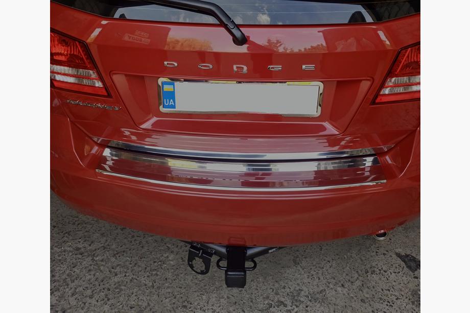 Fiat Freemont 2011–2016 Aizmugurējā bufera uzlika Carmos (nerūsējošais tērauds) Image
