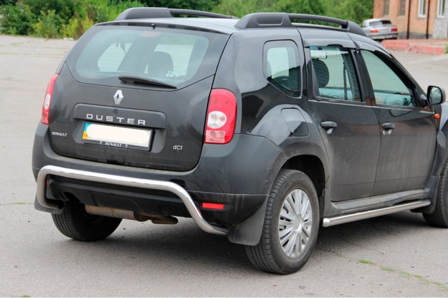 Dacia Duster 2008–2018 Aizmugures aizsargloks (nerūsējošais tērauds) Image