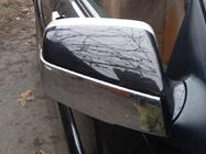 Kia Sportage 2004–2010 Spoguļu apmales un augšējā uzlika (plastmasa) foto 3