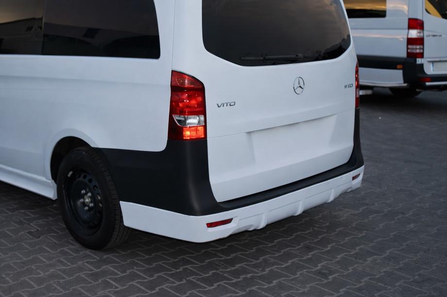 Mercedes Vito/V klase W447 2014– Aizmugurējā bufera uzlika V1 (krāsošanai) Image